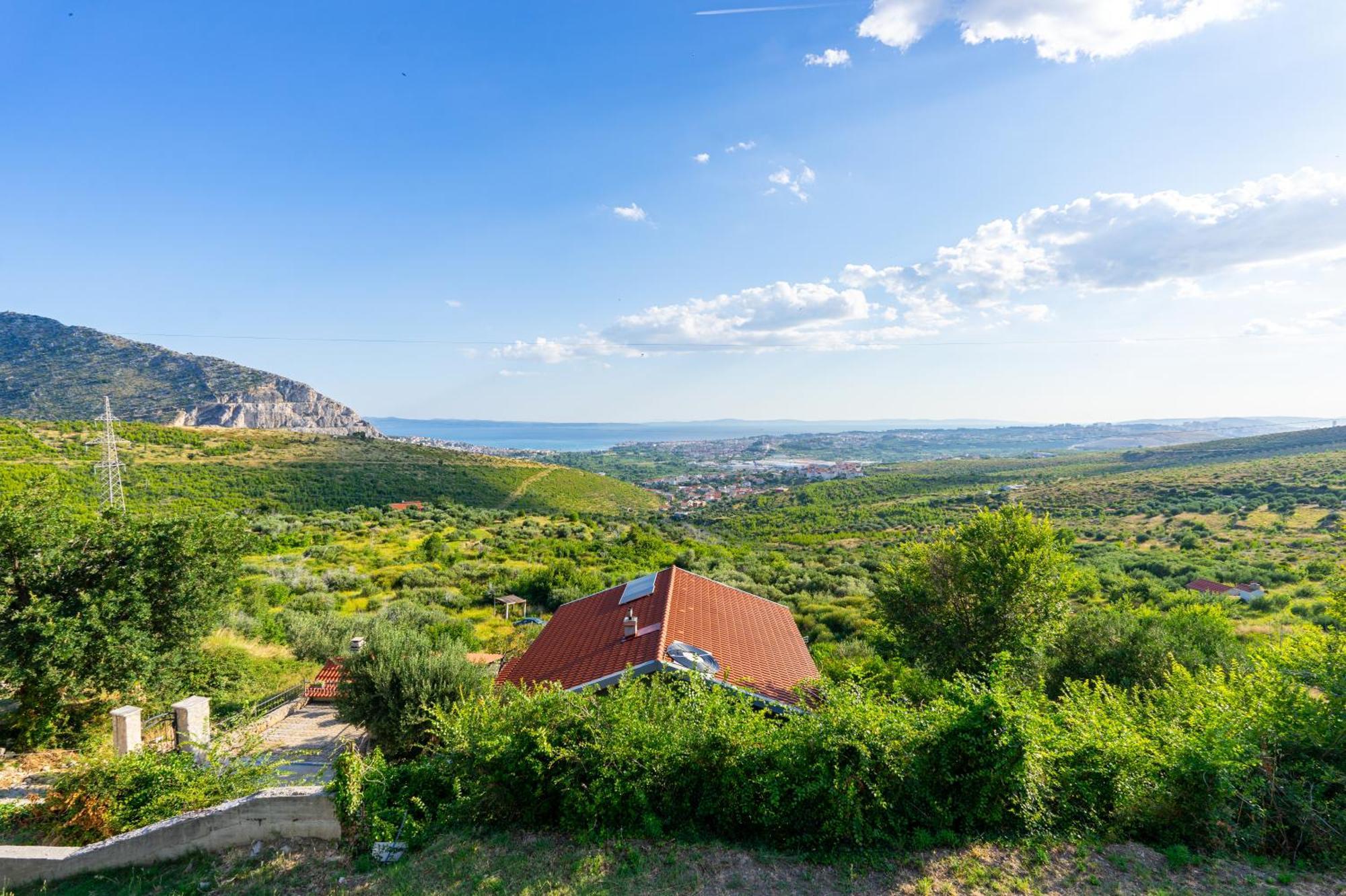 Villa Olive Garden House In Zrnovnica With A View & Bbq Exterior foto